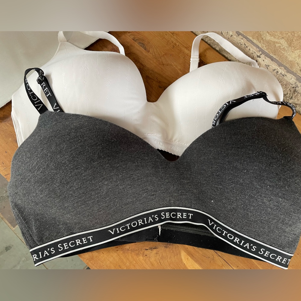 Victoria's Secret Black and White Bra Set